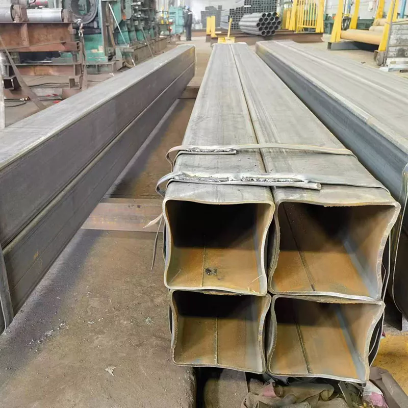 Büyük Kalibre Siyah Dikdörtgen Boru