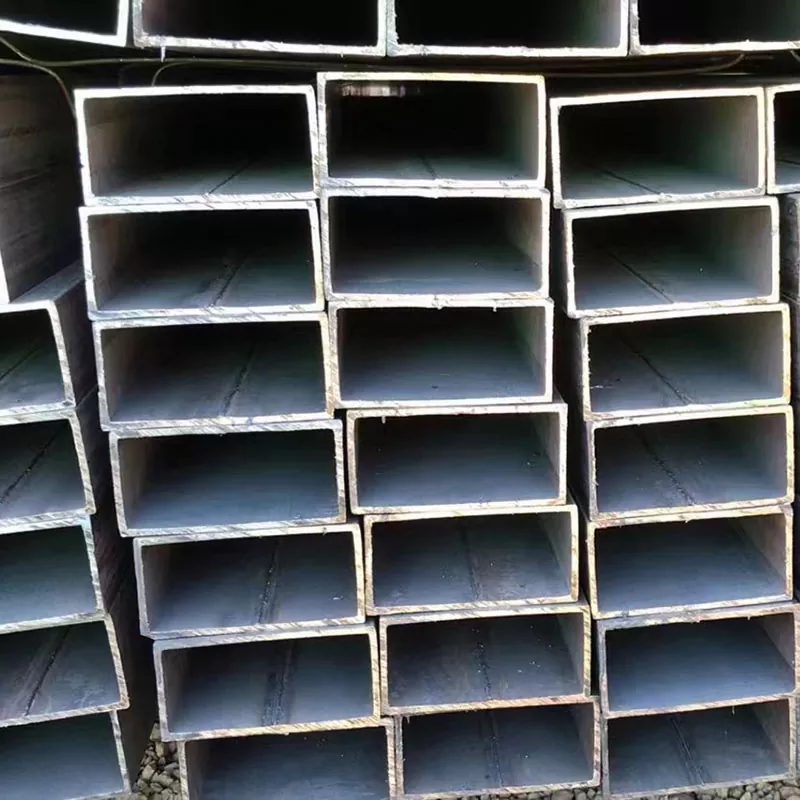 İnce Duvarlı Siyah Dikdörtgen Boru